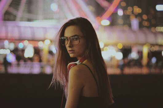 6 Signs A Woman From Ukraine Likes You